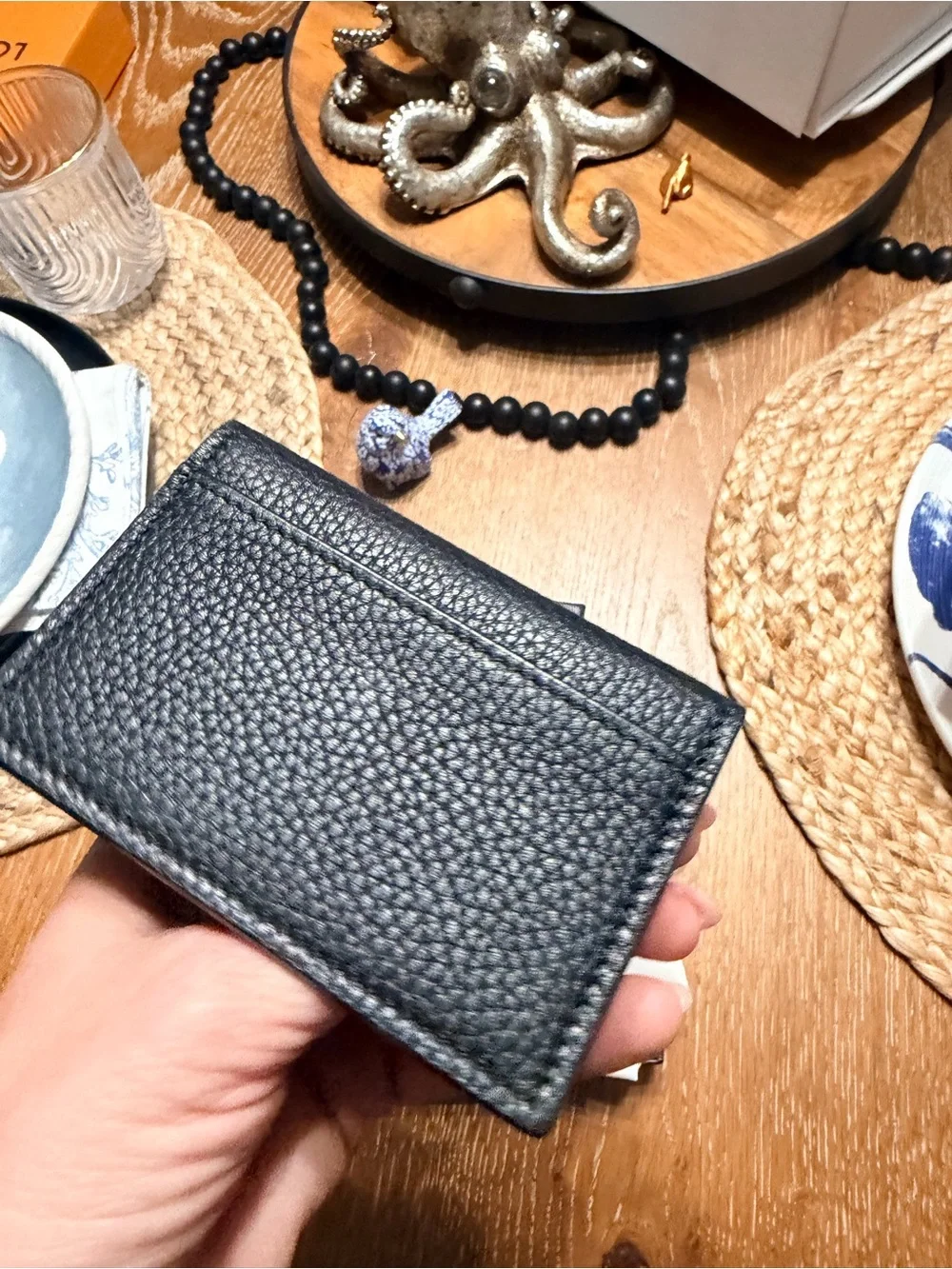 Gucci Tiger Card Holder with Gold 'L'Aveugle Par Amour' Emblem